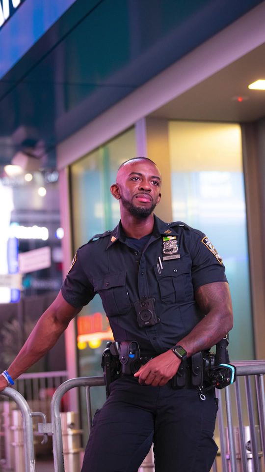 #fyp #foryou #streetphotography #photography #viral #nypd