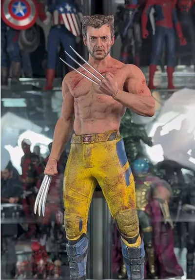 Feel the muscle..🤤 Hot Toys Wolverine TVA Jacket ASMR Checking up #asm — @atsuganghttys