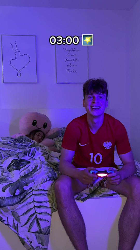 Pov: twój chłopak jest uzależniony od Fify 😂 #piłkanożna #fi