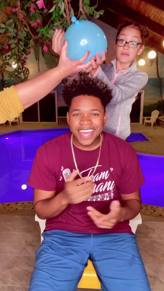 Did y’all know all the songs? 🤯 @liamanisings_official #sing
