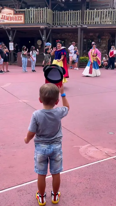 Disney’s true prince! 🥰💙👑 #disney #disneyprincess #disneytiktok #disne — @vanessaguedert