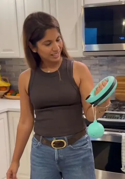 Hand twirling Olympics here I come — @sheenamelwani