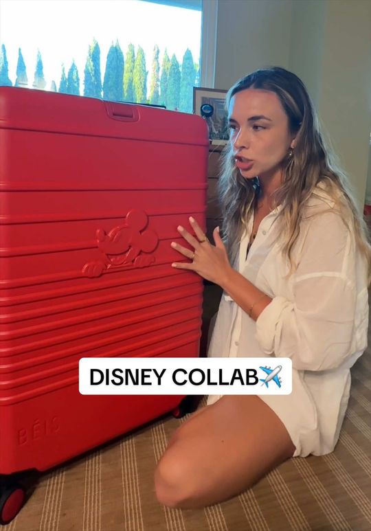 my fav collab ever?? @BÉIS @Disney Parks