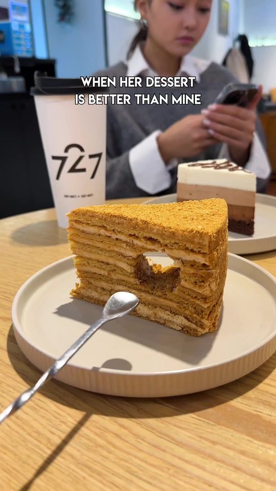 True😂 What’s your favourite dessert?👉 #727coffee #alibekov 