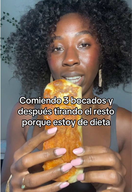 Ya bajé 3 kilos🥳🥳🥳🤩 #juleseats #3biterule #tacobell #grilled