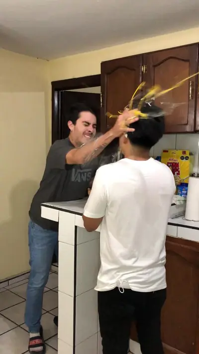 El Huevo esta a salvo 🥚☺️ — @rafaelliglesias