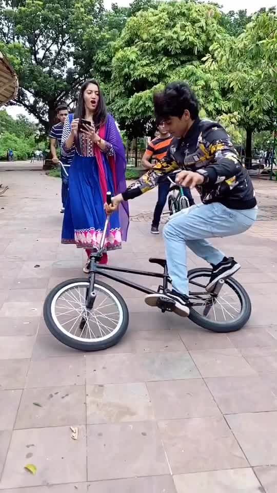 Mere Bhai Log Meri Jaan Hai @saifbmx19 @irfan_bmx @_ayeshakh
