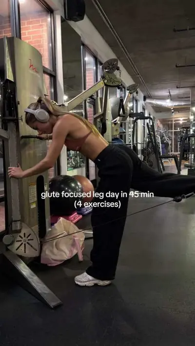 found the song fitting 😍🫰🏽@DFYNE | dc ALE #glutes #workout #routine #f — @aleynabarrera