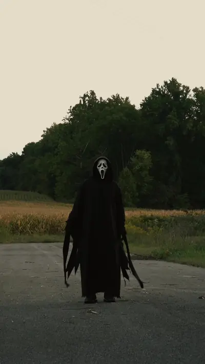 Spooky Scary Ghosty👻 #spookyscaryskeletons #dance #ghostface #scream # — @screamsupreme_