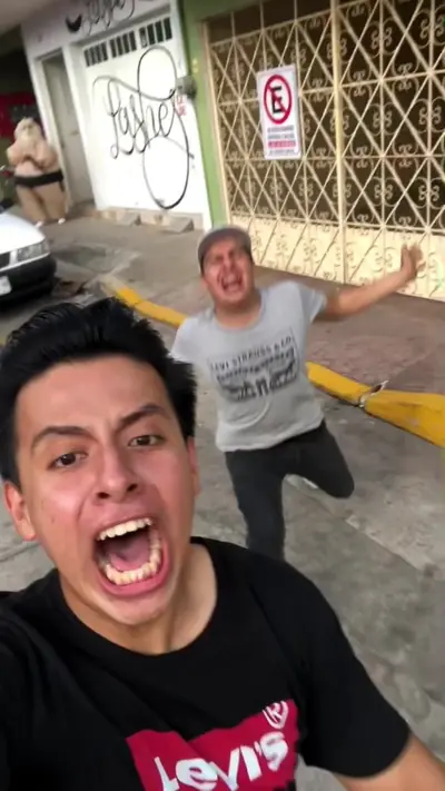 Nos encanta la adrenalina 🤯 @andress.he — @rafaelliglesias