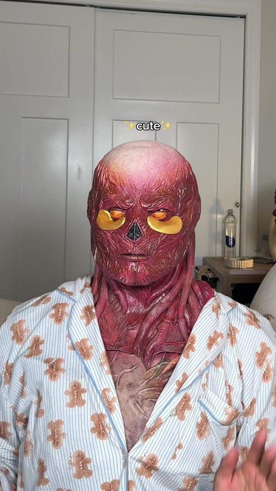 Vecna winding down after a long day of soul snatching 💅🏽 @AS