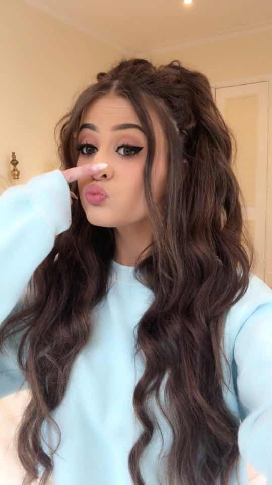 iโm so weird ๐ comment weird in your language ๐