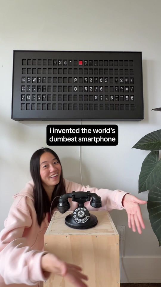 day 1 using @Cursor to build the world’s dumbest smartphone.