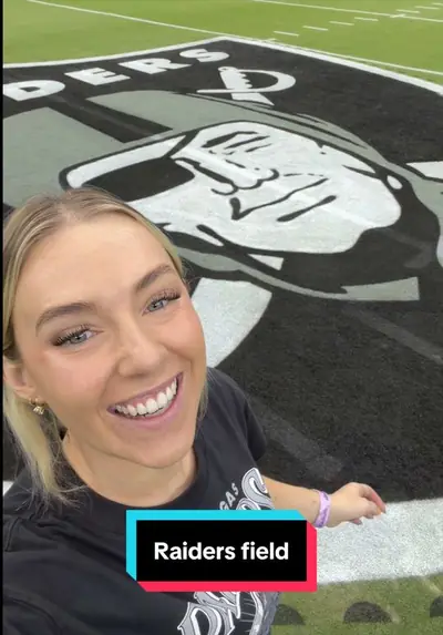 Don’t steal my touchdown dance 🏈🏟️🏴‍☠️ #painting #NFL #Raiders hand pa — @serenaneel