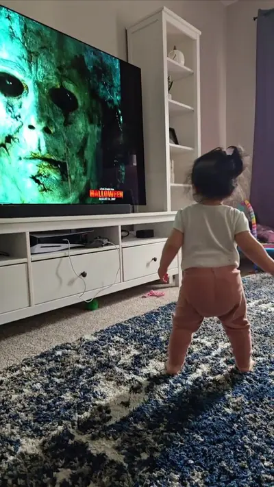 When October 1st hits 🎃 . #fyp #funny #baby #halloween #dance . To use — @brianschwartz53