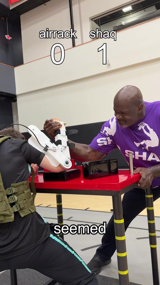 Bionic arm vs @ShaqDieselONeal 💪 (love u Shaq) Tune into th